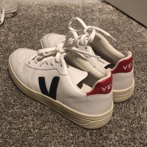 Veja™ V-10 Sneakers in Colorblock